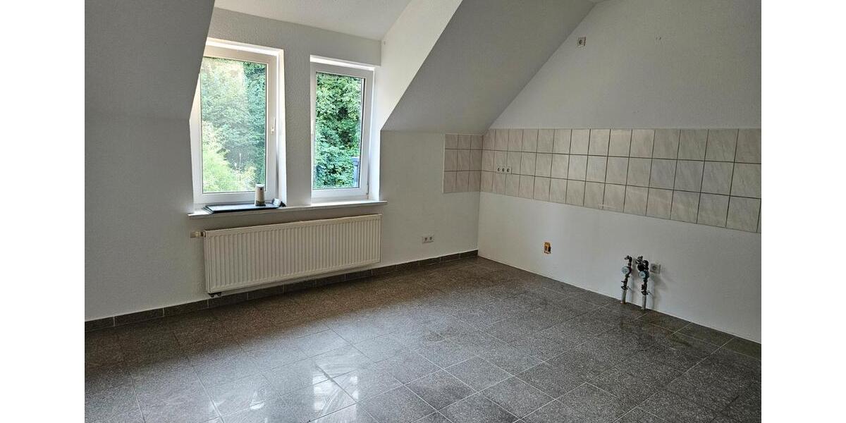 Etagenwohnung Alfeld (Leine) - 3 Zimmer, 151 m&sup2;, 130.000&euro; | Angebot:26869494