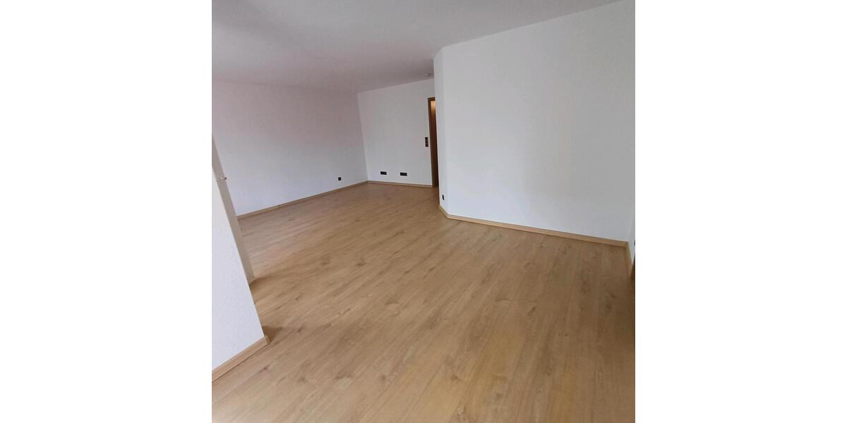 Erdgeschoßwohnung Hildesheim Itzum-Marienburg - 3 Zimmer, 80 m&sup2;, 800&euro; | Angebot:25944706