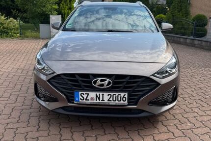 Hyundai i30 163.000 km 7.900 &euro; Salzgitter 38228