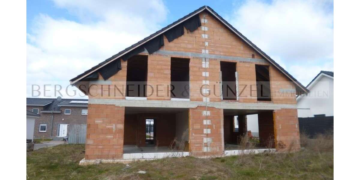 Einfamilienhaus Ilsede - 8 Zimmer, 248 m&sup2;, 158.000&euro; | Angebot:24371118