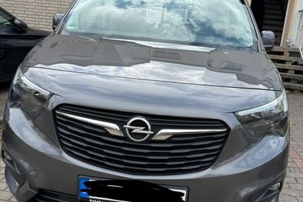 Opel Combo Life 156.000 km 12.500 &euro; Hildesheim 31137