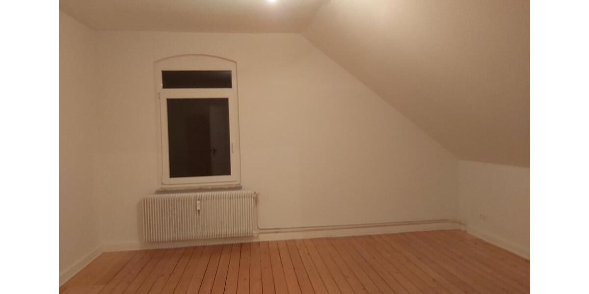 Etagenwohnung Hildesheim Himmelsthür - 4 Zimmer, 105 m&sup2;, 945&euro; | Angebot:25392851