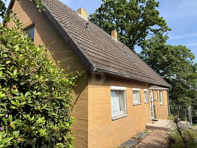 WOHNTRAUM IN IDYLLISCHER WALDLAGE! - Einfamilienhaus Bad Salzdetfurth | Angebot:27115239