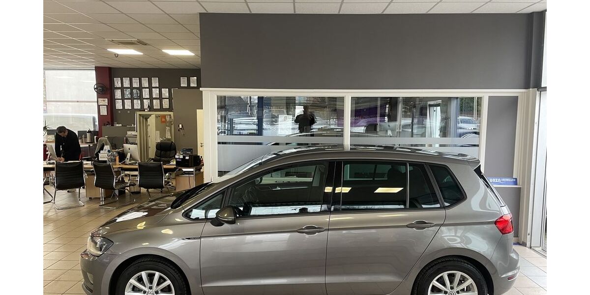 VW Golf Sportsvan 222.279 km 7.990 &euro; Hannover 30419