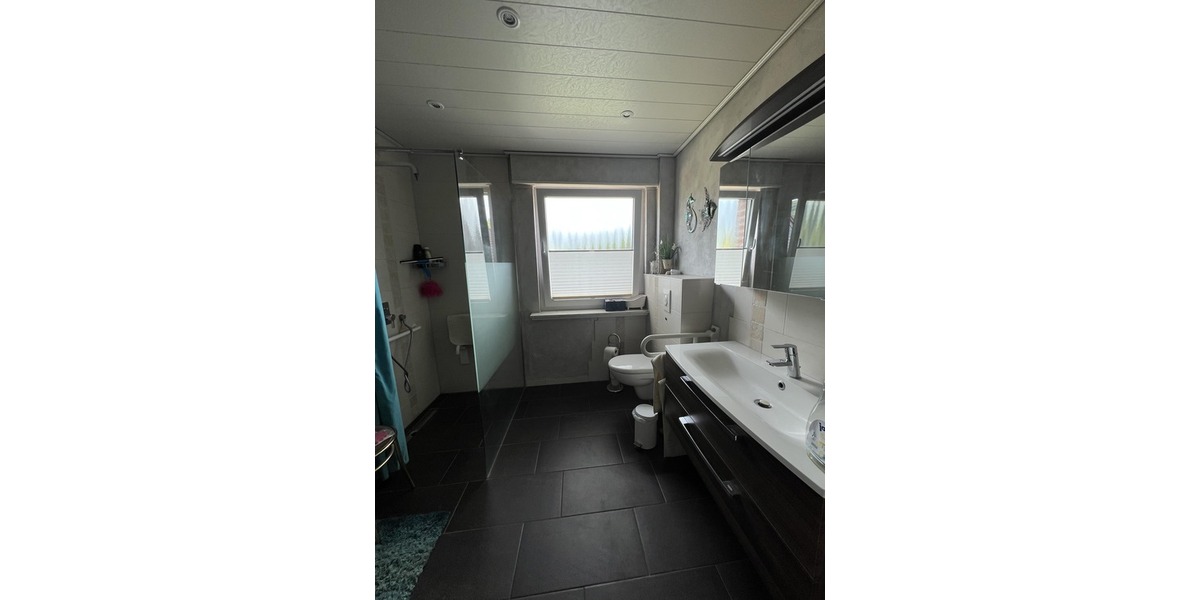 Charmant und exklusiv - Zweifamilienhaus Freden | Angebot:21621229