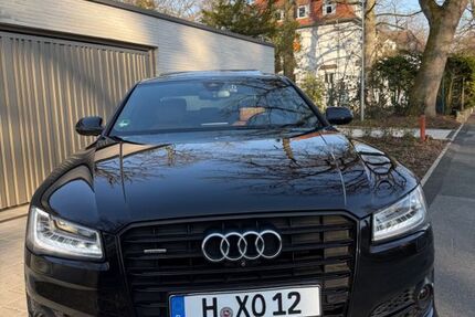 Audi A8 135.000 km 31.800 &euro; Hannover 30419