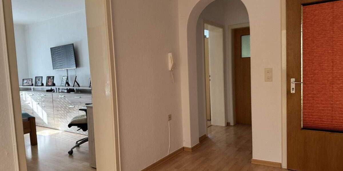 Einfamilienhaus Hildesheim Süd - 7 Zimmer, 175 m&sup2;, 365.000&euro; | Angebot:25865327
