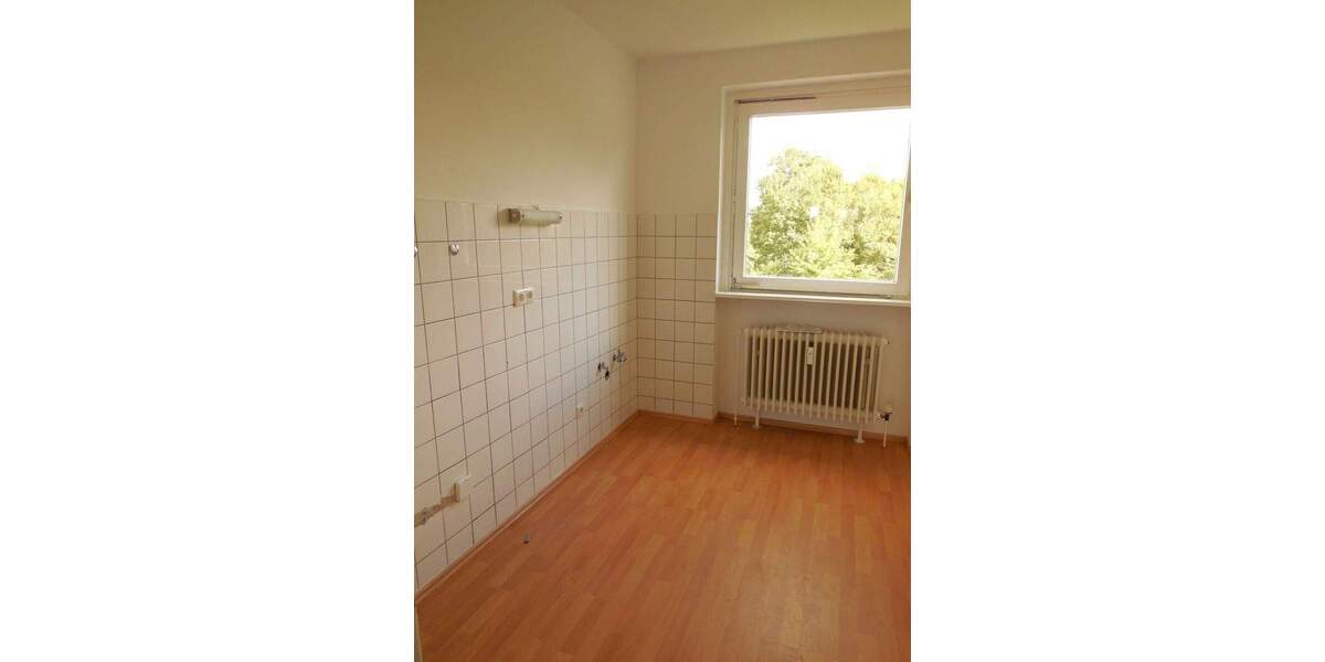 Etagenwohnung Salzgitter Lebenstedt - 3 Zimmer, 71 m&sup2;, 410&euro; | Angebot:25998021