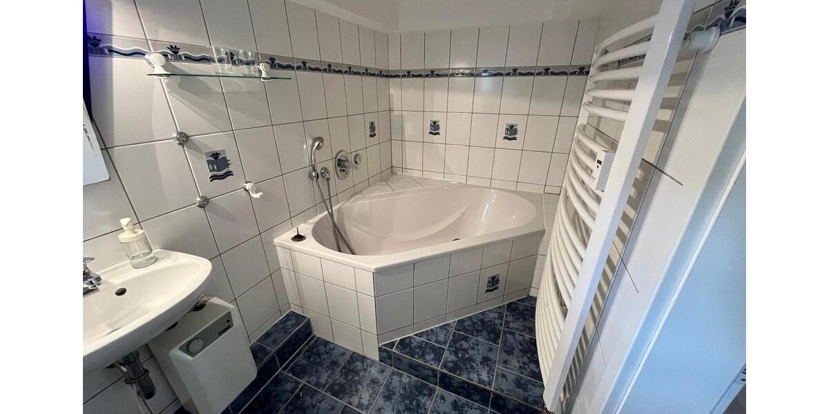 Hochparterre Hildesheim Itzum-Marienburg - 3 Zimmer, 95 m&sup2;, 900&euro; | Angebot:26634978