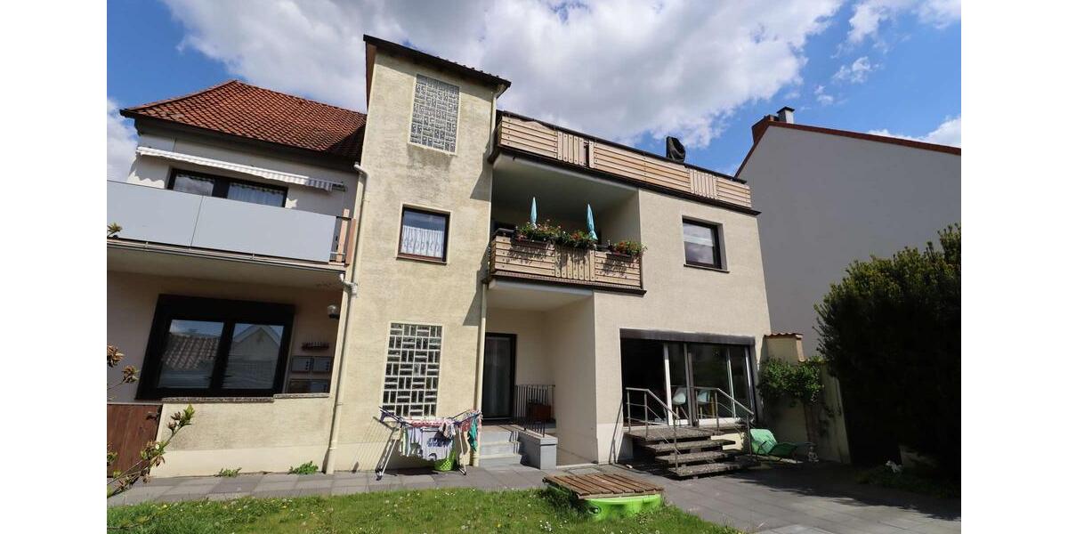 Etagenwohnung Springe - 3 Zimmer, 90 m&sup2;, 585&euro; | Angebot:25375266