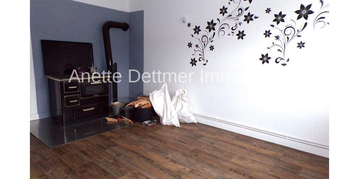 Reihenmittelhaus Freden (Leine) Freden - 8 Zimmer, 180 m&sup2;, 119.000&euro; | Angebot:25695285