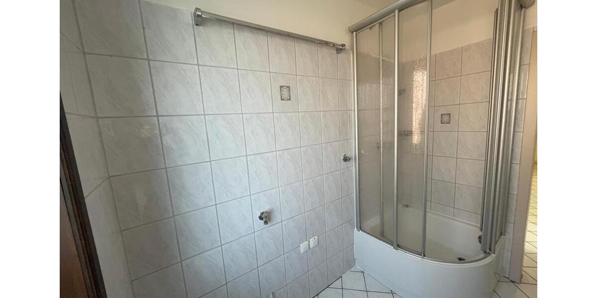 Etagenwohnung Laatzen - 1 Zimmer, 85 m&sup2;, 760&euro; | Angebot:25981038