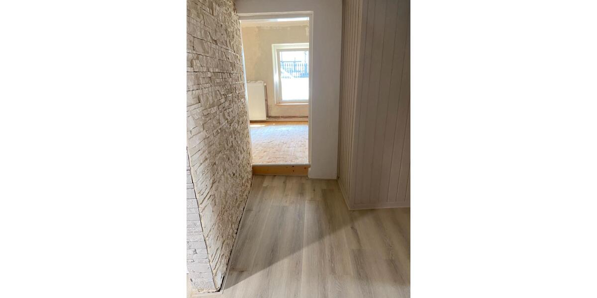 Einfamilienhaus Delligsen - 5 Zimmer, 120 m&sup2;, 980&euro; | Angebot:26611155