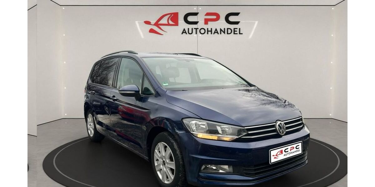 VW Touran 214.623 km 7.900 &euro; Hannover 30179