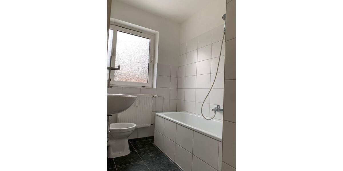 Etagenwohnung Salzgitter Lebenstedt - 4 Zimmer, 58 m&sup2;, 348&euro; | Angebot:25779263