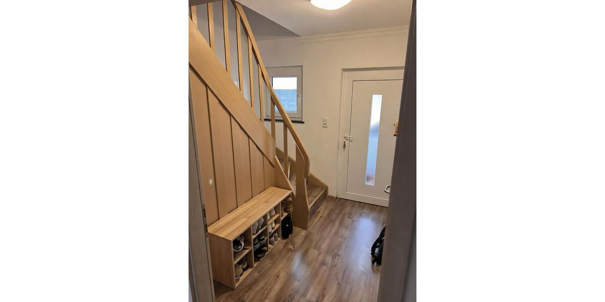 Einfamilienhaus Nordstemmen - 5 Zimmer, 105 m&sup2;, 1.200&euro; | Angebot:25843284