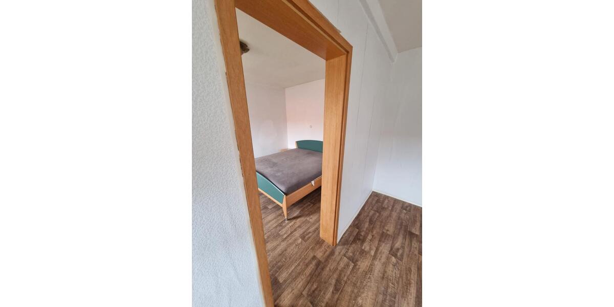 Etagenwohnung Springe - 3.5 Zimmer, 130 m&sup2;, 650&euro; | Angebot:26443667