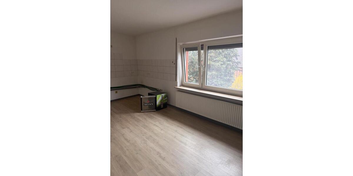 Etagenwohnung Hannover Ricklingen - 4.5 Zimmer, 127 m&sup2;, 920&euro; | Angebot:25625926