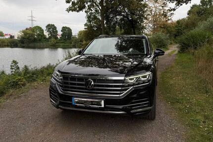 VW Touareg 291.855 km 23.900 &euro; Hildesheim 31135