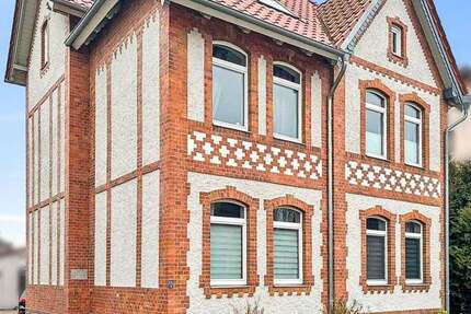 Haus Giesen - 12 Zimmer, 295 m&sup2;, 498.000&euro; | Angebot:25280576