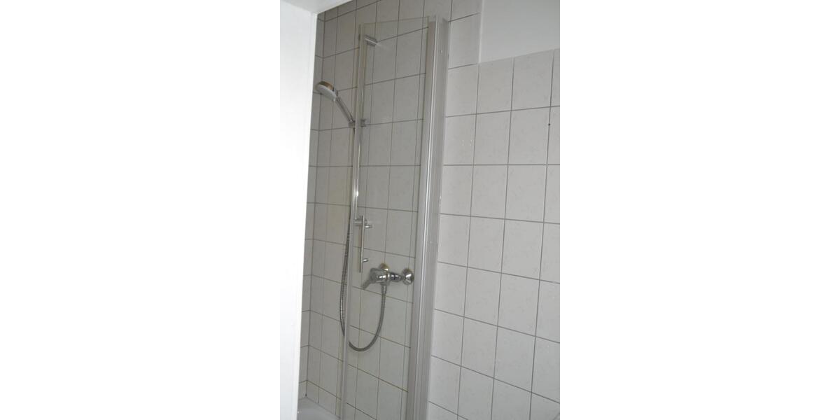 Etagenwohnung Delligsen - 3 Zimmer, 80 m&sup2;, 390&euro; | Angebot:24451083