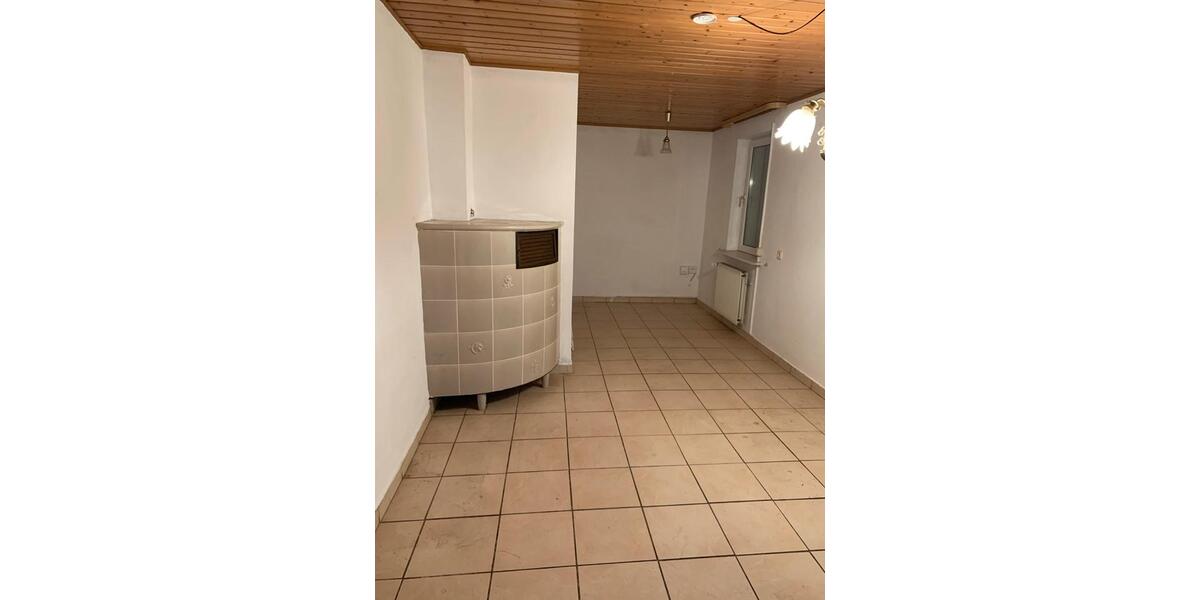 Einfamilienhaus Baddeckenstedt - 7 Zimmer, 150 m&sup2;, 145.000&euro; | Angebot:24833133