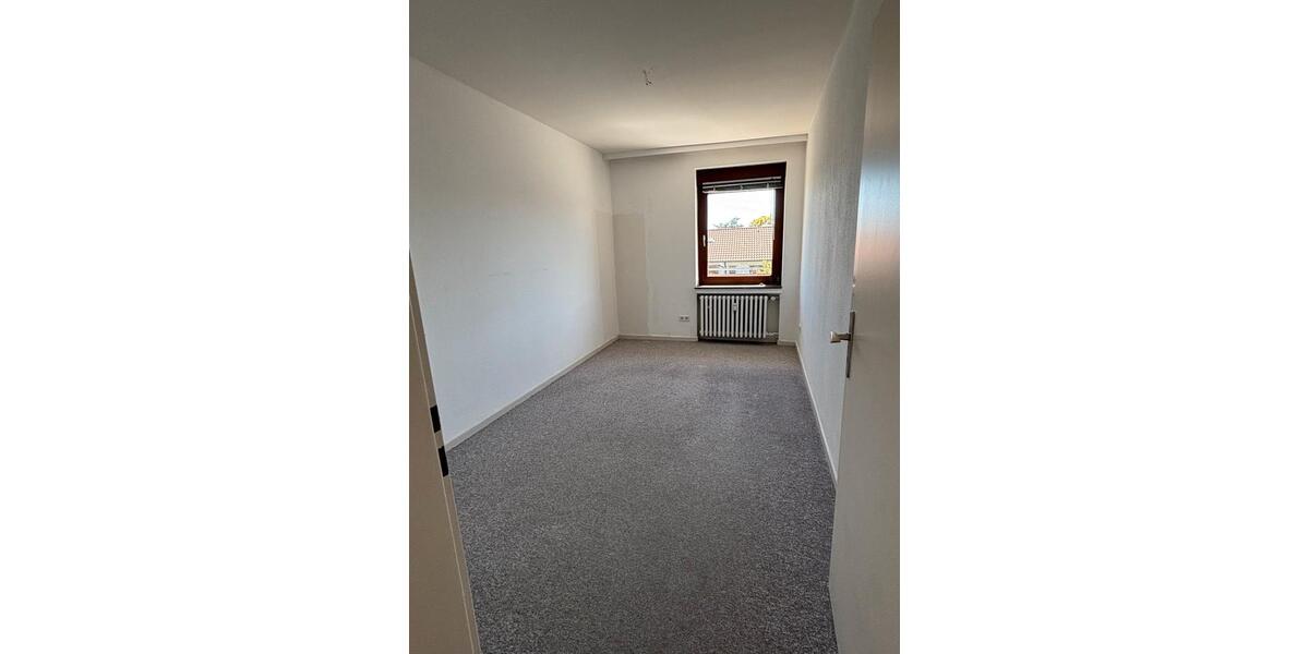 Etagenwohnung Hildesheim Bockfeld - 4 Zimmer, 87 m&sup2;, 840&euro; | Angebot:26415863