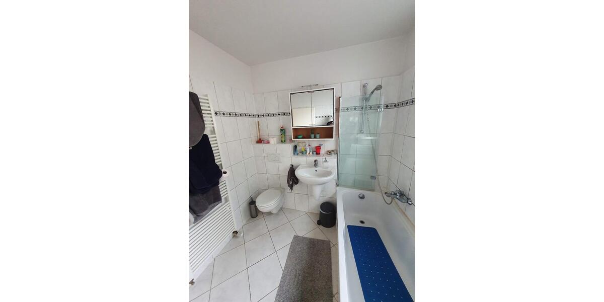 Hochparterre Hannover Döhren-Wülfel - 3 Zimmer, 79 m&sup2;, 880&euro; | Angebot:25988537