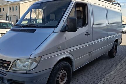 Mercedes-Benz Sprinter 220.000 km 4.000 &euro; Hannover 30179