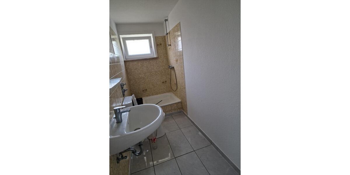 Erdgeschoßwohnung Delligsen - 2 Zimmer, 57 m&sup2;, 550&euro; | Angebot:24814030