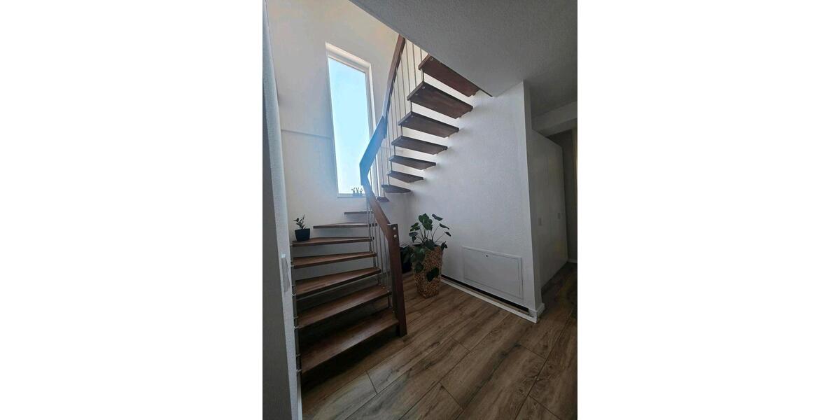 Einfamilienhaus Giesen - 7 Zimmer, 237 m&sup2;, 669.000&euro; | Angebot:26003769