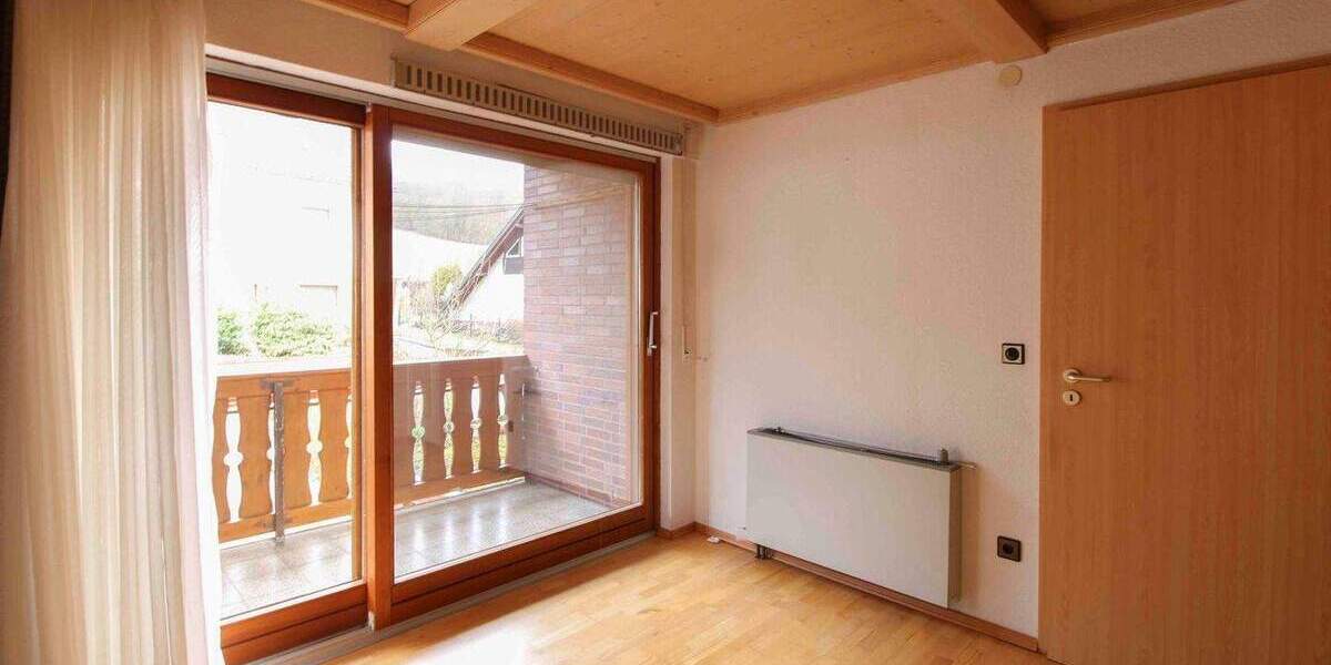 Einfamilienhaus Delligsen - 7 Zimmer, 197 m&sup2;, 199.000&euro; | Angebot:25865254