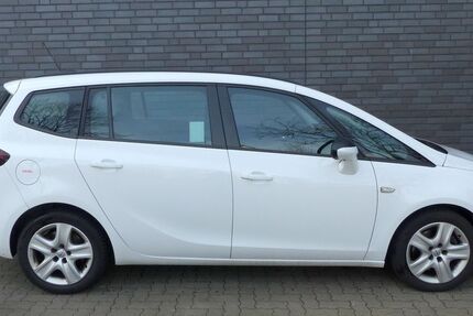 Opel Zafira 171.000 km 10.998 &euro; Hannover 30179