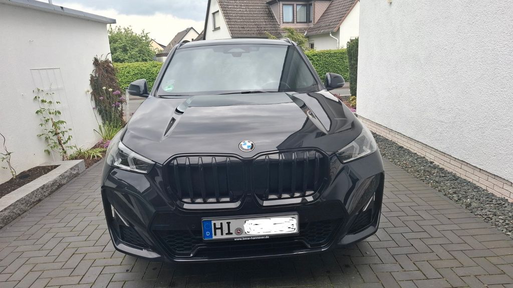 BMW X1 32.000 km 31.500 &euro; ELZE 31008