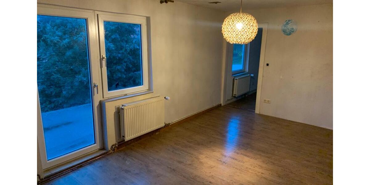 Einfamilienhaus Baddeckenstedt - 7 Zimmer, 150 m&sup2;, 145.000&euro; | Angebot:24833133