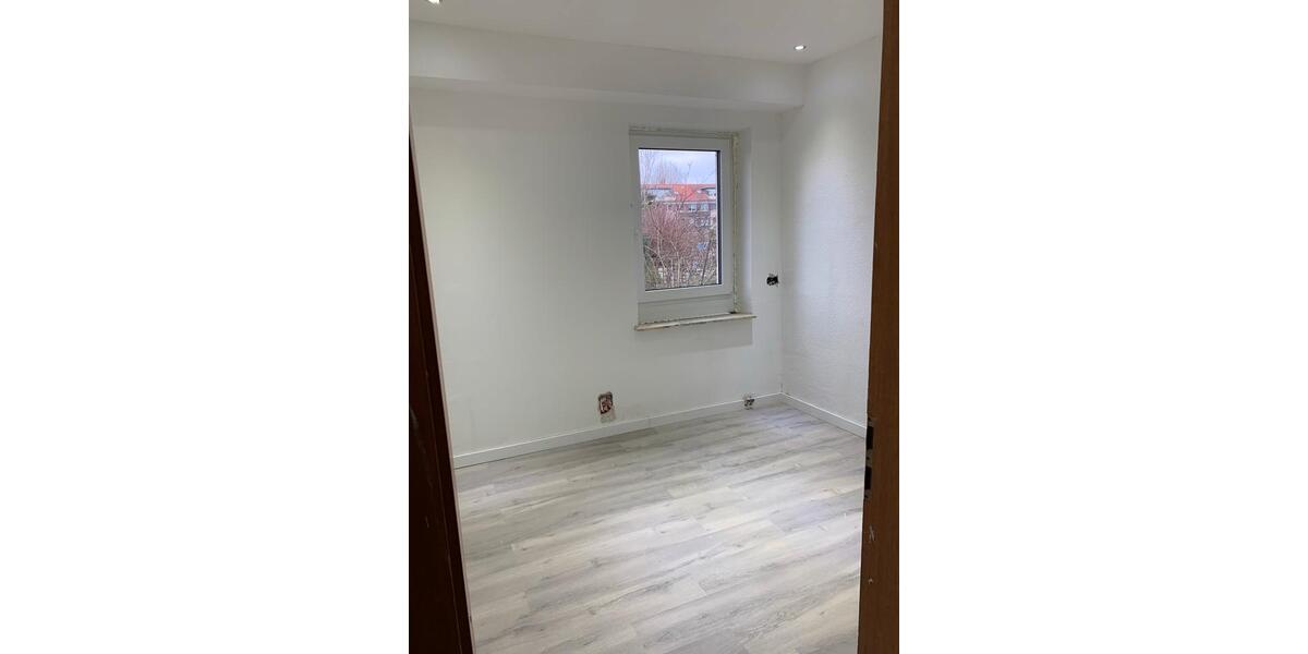 Etagenwohnung Hannover Döhren-Wülfel - 5 Zimmer, 160 m&sup2;, 1.850&euro; | Angebot:25756573