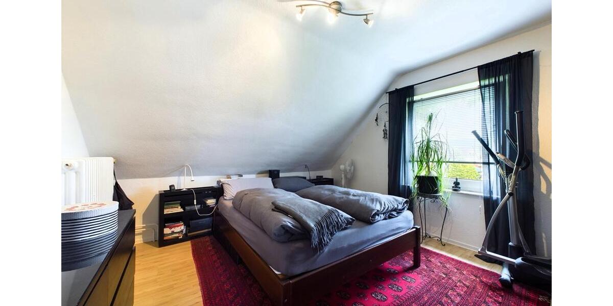 Dachgeschoßwohnung Alfeld (Leine) - 2 Zimmer, 63 m&sup2;, 899&euro; | Angebot:25943341