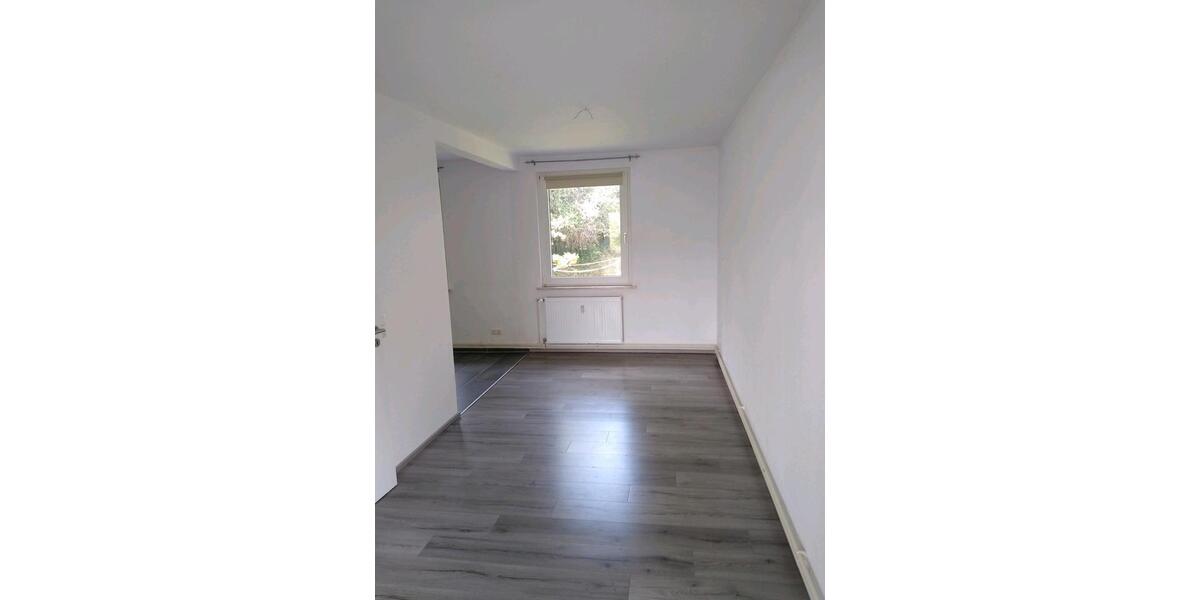 Etagenwohnung Delligsen - 2.5 Zimmer, 71 m&sup2;, 760&euro; | Angebot:25988506