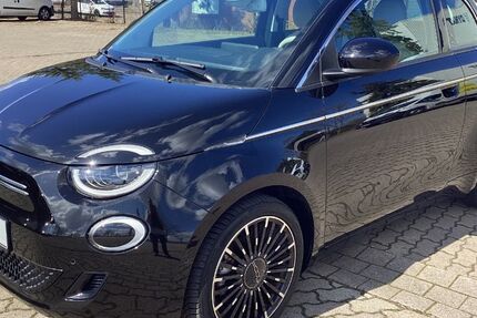 Fiat 500e 15.900 km 19.980 &euro; Harsum 31177