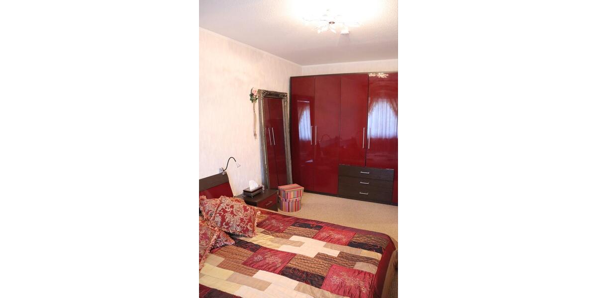 Reihenhaus Laatzen - 7 Zimmer, 193 m&sup2;, 595.000&euro; | Angebot:24654957