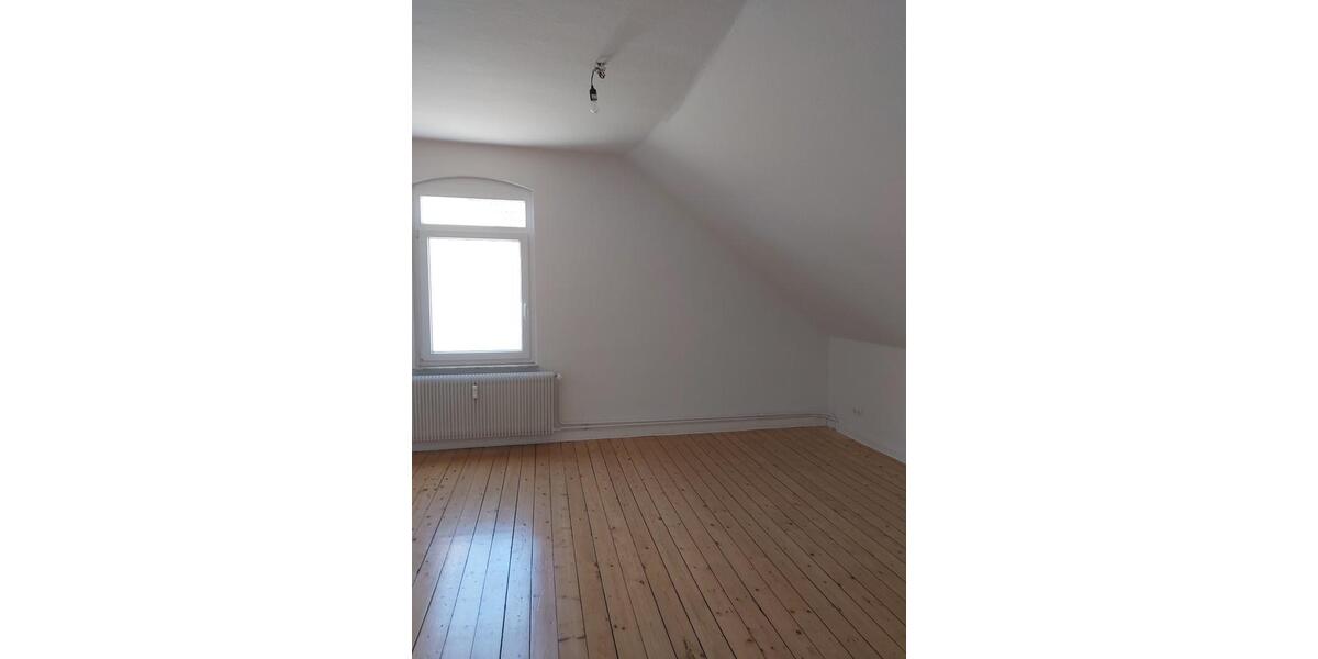 Etagenwohnung Hildesheim Himmelsthür - 4 Zimmer, 105 m&sup2;, 945&euro; | Angebot:25392851