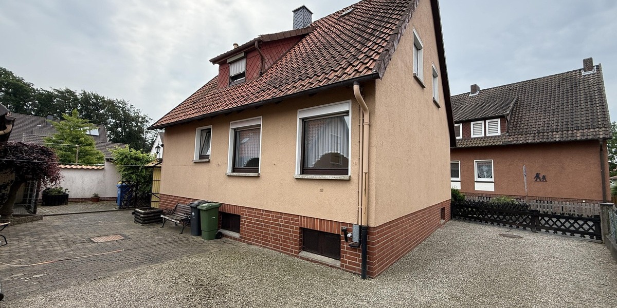 Klein, charmant und voller Möglichkeiten - Einfamilienhaus Gronau Banteln | Angebot:27126033