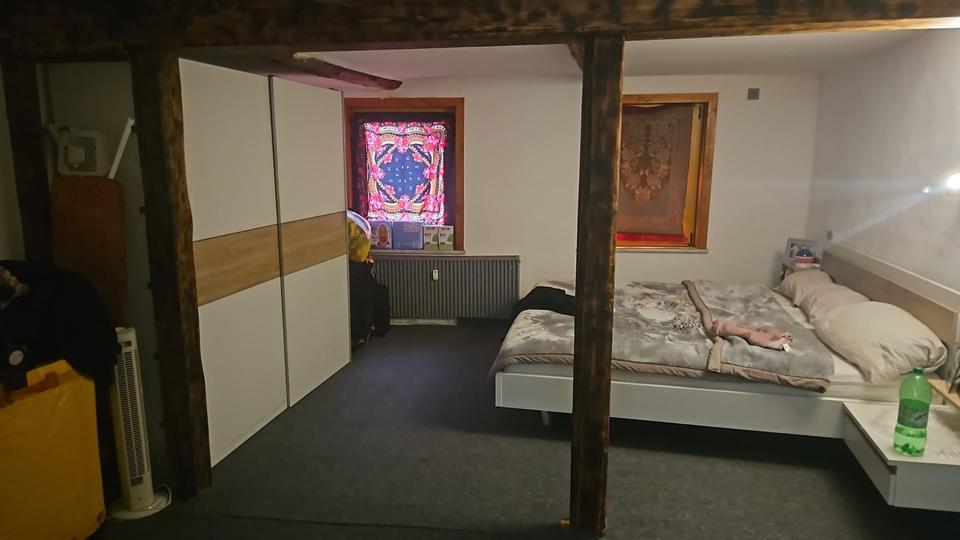 Etagenwohnung Alfeld (Leine) - 3 Zimmer, 100 m&sup2;, 1.000&euro; | Angebot:25590490