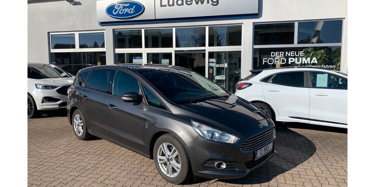 Ford S-Max 99.869 km 15.990 &euro; Delligsen 31073