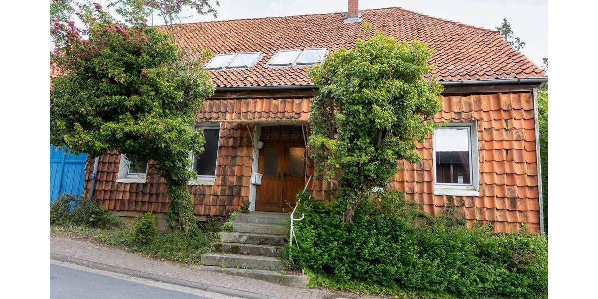 Einfamilienhaus Coppenbrügge Brünnighausen - 8 Zimmer, 183 m&sup2;, 450.000&euro; | Angebot:25705858