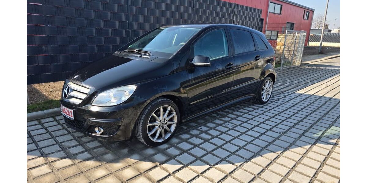 Mercedes-Benz B 180 209.000 km 2.900 &euro; Salzgitter 38229