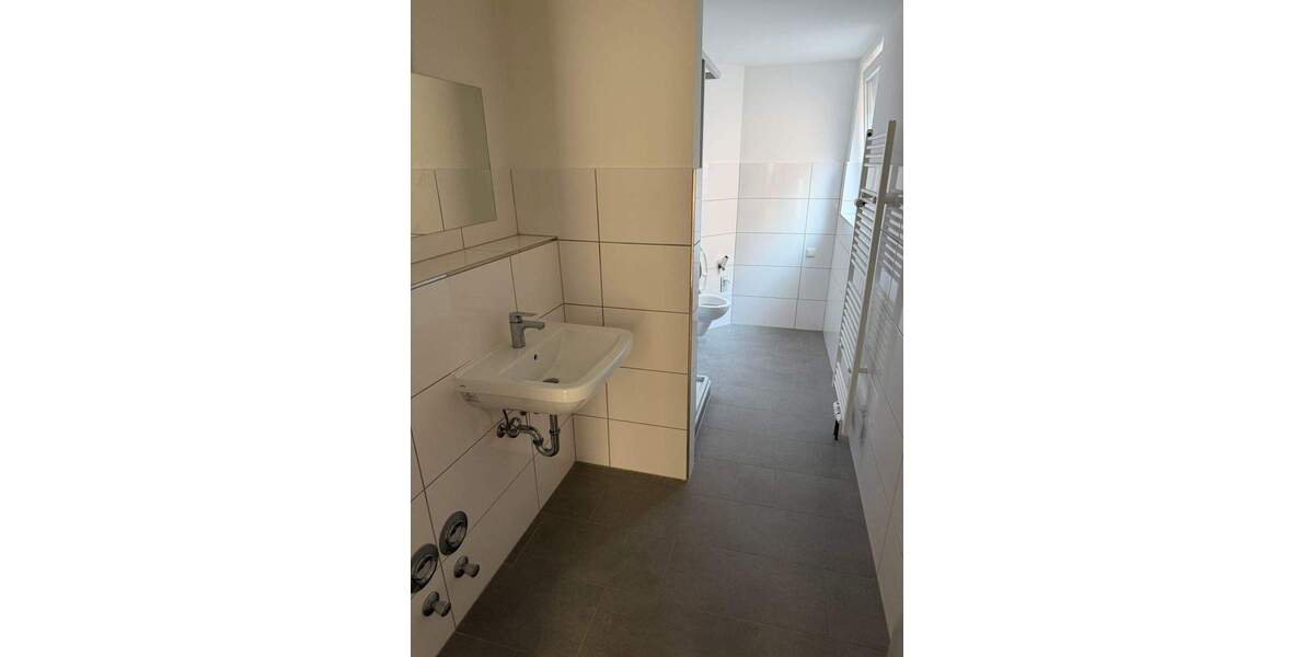 Etagenwohnung Hildesheim West - 2 Zimmer, 72 m&sup2;, 700&euro; | Angebot:25915869