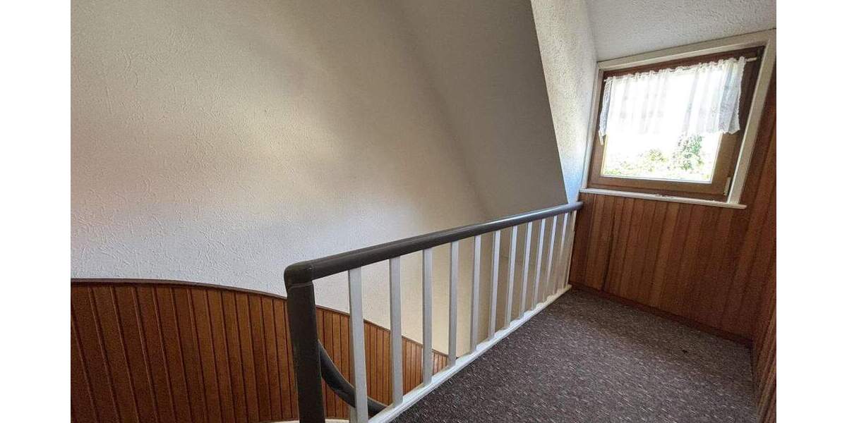 Mehrfamilienhaus, Wohnhaus Sehnde Ilten - 7 Zimmer, 194 m&sup2;, 339.000&euro; | Angebot:25733350