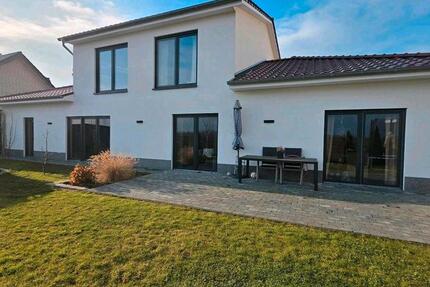 Haus Giesen - 7 Zimmer, 237 m&sup2;, 669.000&euro; | Angebot:26003769