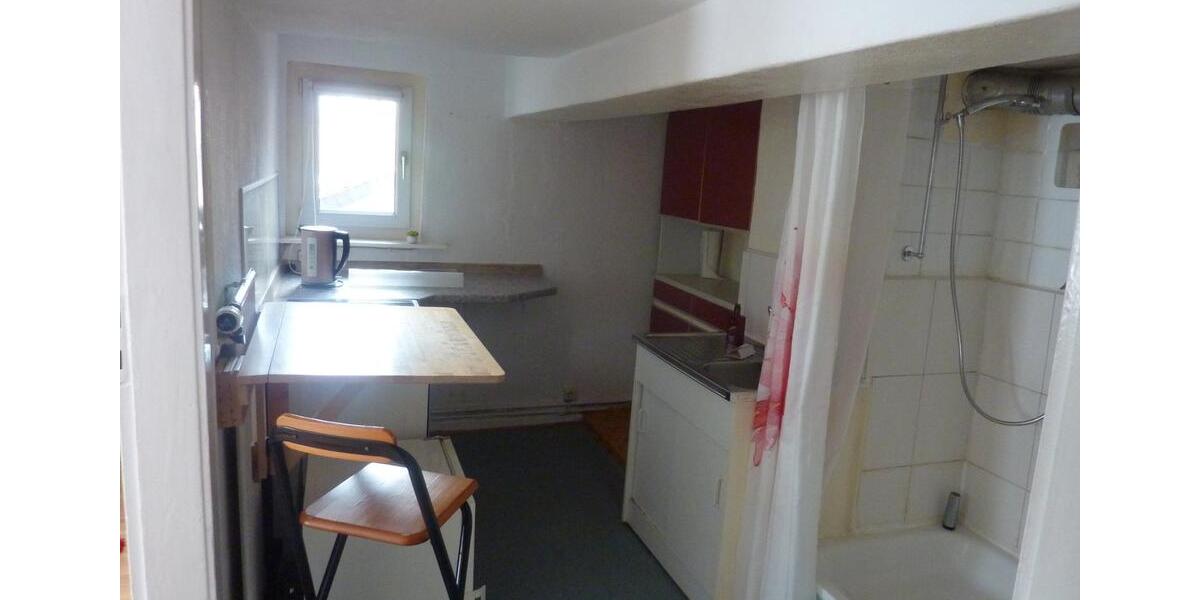 Etagenwohnung Hildesheim - 2 Zimmer, 30 m&sup2;, 180&euro; | Angebot:25977912
